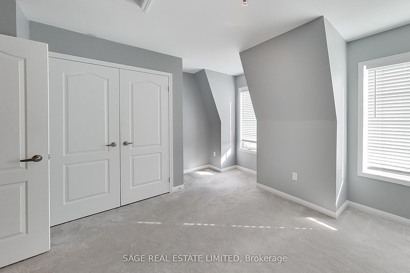 Ajax Townhouse for rent - 2 Bedrooms — photo 31