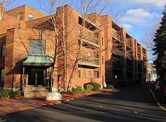1st image of 123 Elm St APT B-7