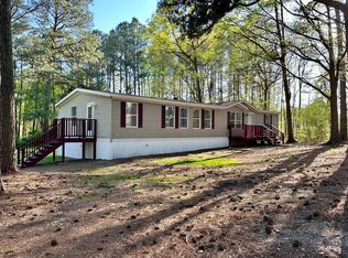 122 Rose Bud Ln, Henderson, NC 27537