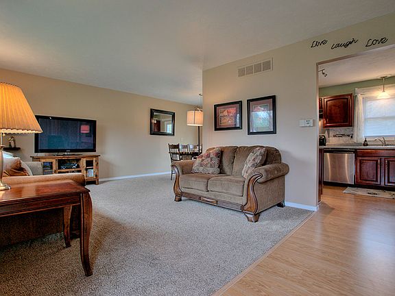 5th image of 11642 Westwood Ln