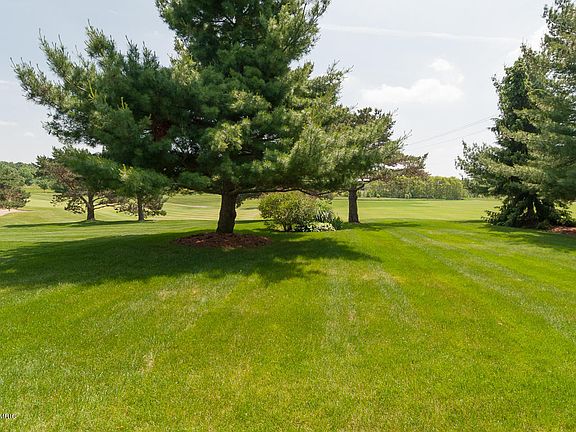 2nd image of 3297 Troon Ct