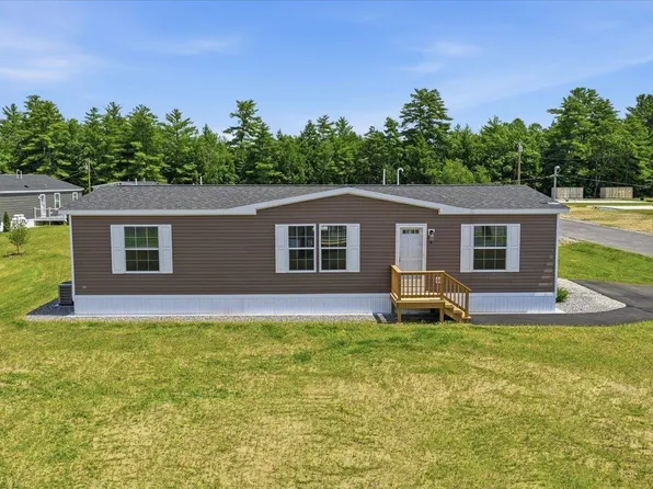 4 Wentworth Avenue, Tilton, NH 03276