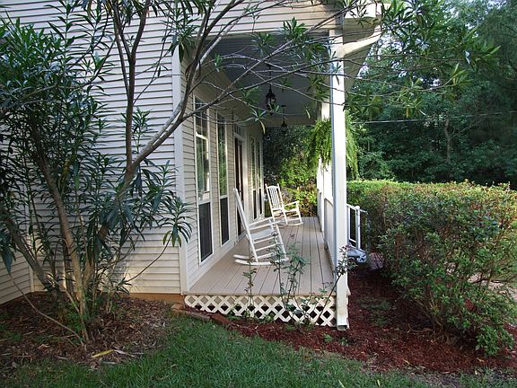 2nd image of 280 Ponchitolawa Dr