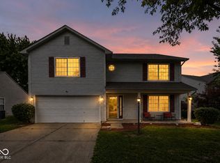 4620 Driftwood Ln, Greenwood, IN 46143