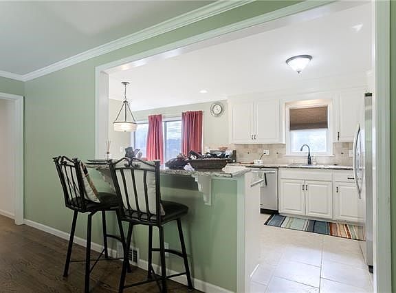 5th image of 9908 Mercier St