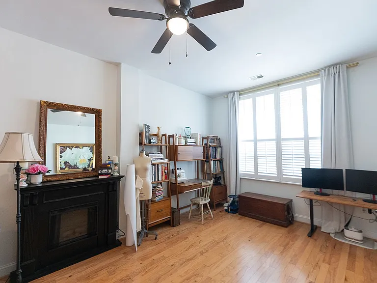 360 S Elm St #211 — Photo 8