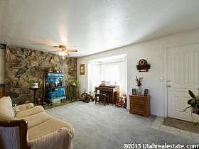 5th image of 1634 W Melba Ln