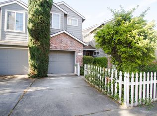 609 S Nevada St, Portland, OR 97219