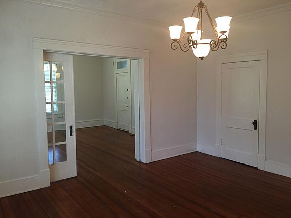 5th image of 4842 Swiss Ave
