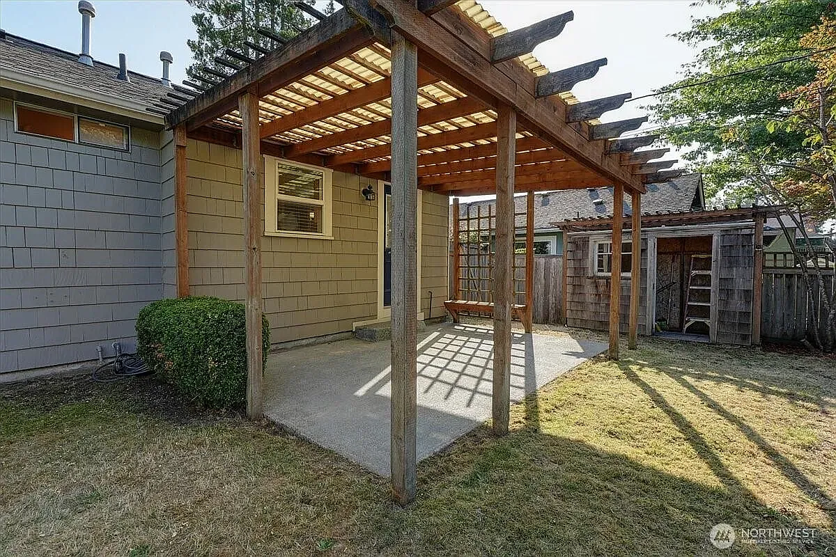 2 bed, 800 sqft, $2,650 — Photo 3