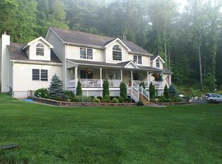 15 Camp Collins Rd, Putnam Valley, NY 10579