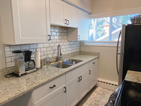 639 23rd Ave NE APT 33