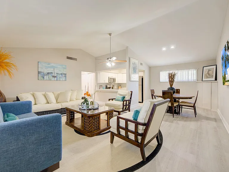 902 E Palm Ave #3 — Photo 11