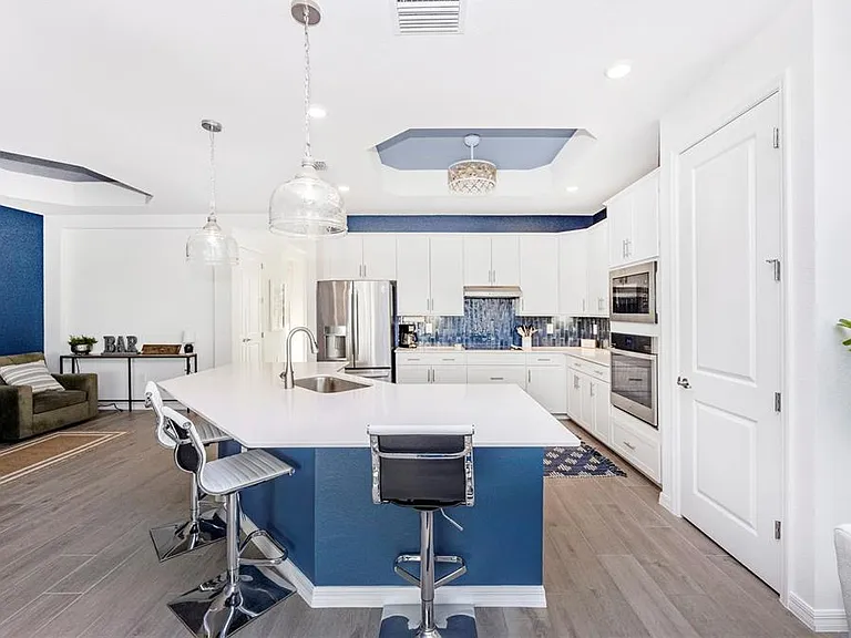 17697 Santorini Ct — Photo 7