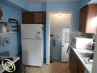 2nd image of 18305 Henry St