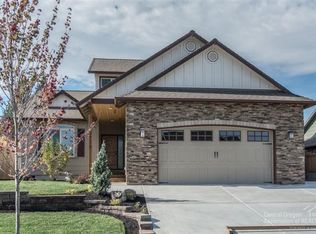 20673 NE Boulderfield Ave, Bend, OR 97701