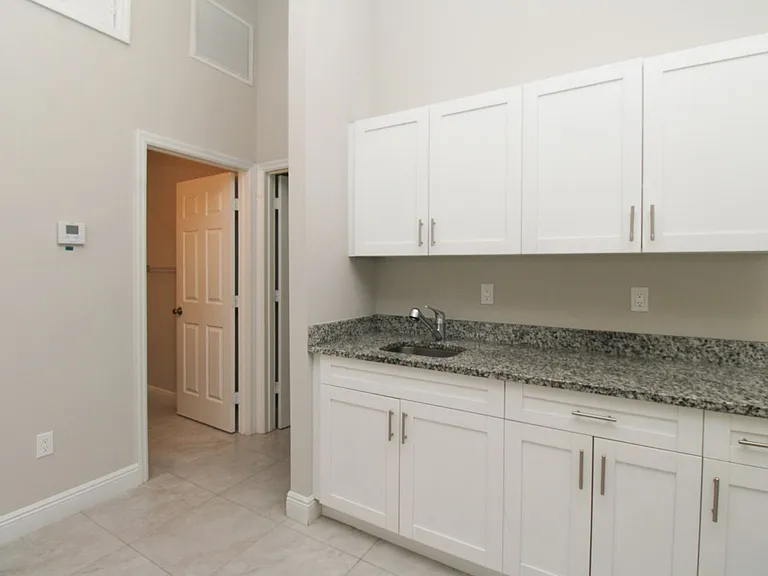 2861 Tropicana Blvd — Photo 5