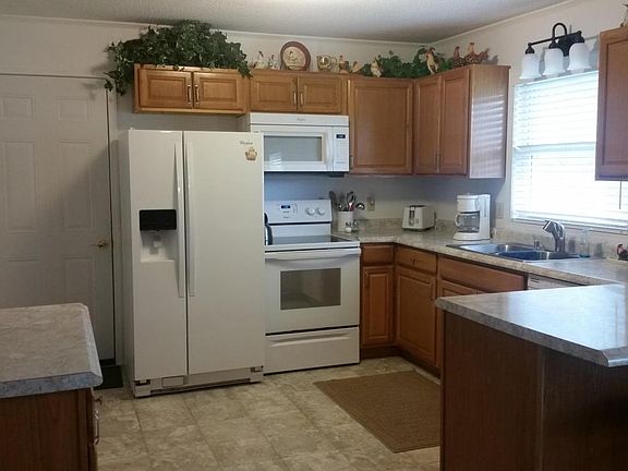 4th image of 1624 S Benton Ave