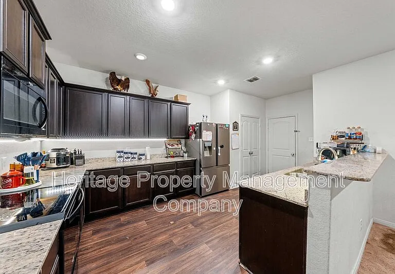 739 Veloway Trl — Photo 9