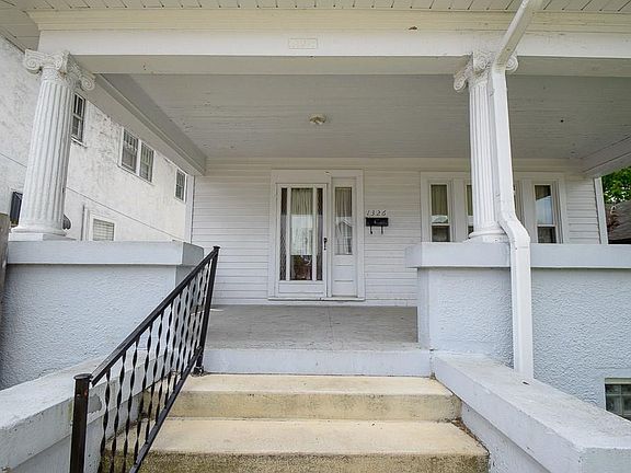 2nd image of 1326 Wyoming St