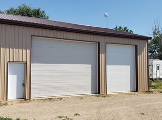 104 Linnell St, Pierre, SD 57501