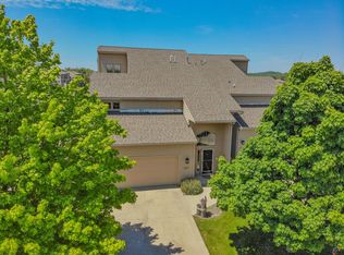 1657 E Harbour Towne Cir, Muskegon, MI 49441