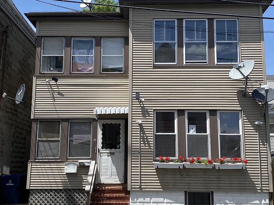 1st image of 31 Clark St