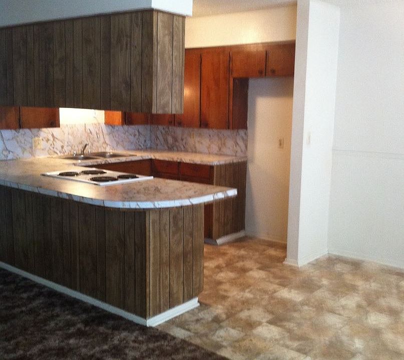 1st image of 602 N Redbud St APT 35