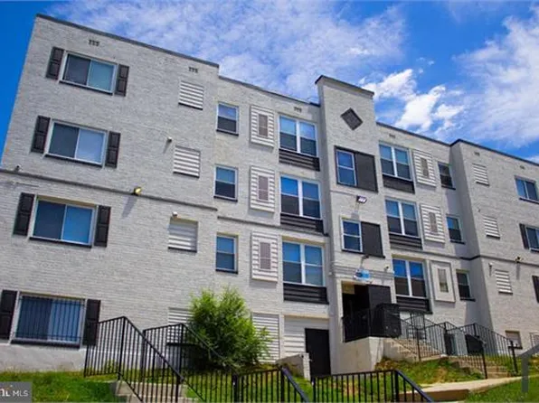 306 37th St SE APT 102, Washington, DC 20019
