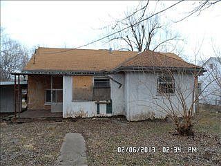 2nd image of 2237 N Nettleton Ave