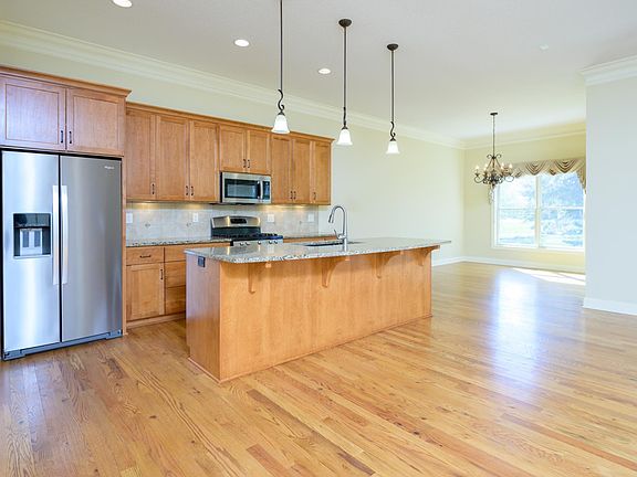 4th image of 3876 Berkshire Rd SW