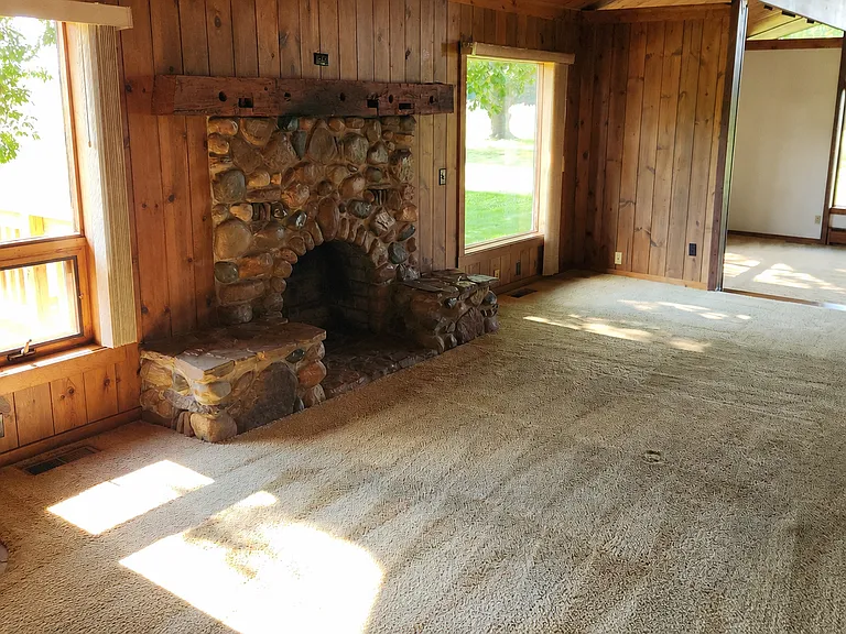 5677 Lehr Rd — Photo 5