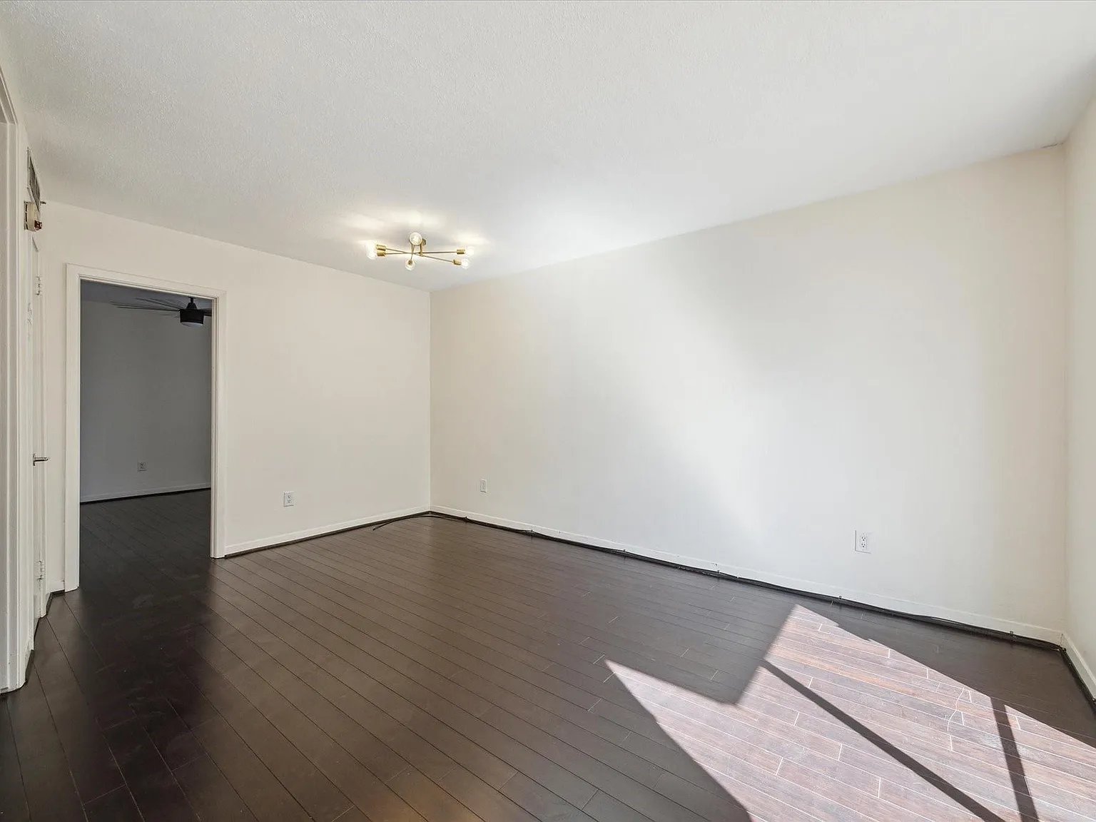 1 bed, 1.0 bath, 504 sqft, $1,195 — Photo 4
