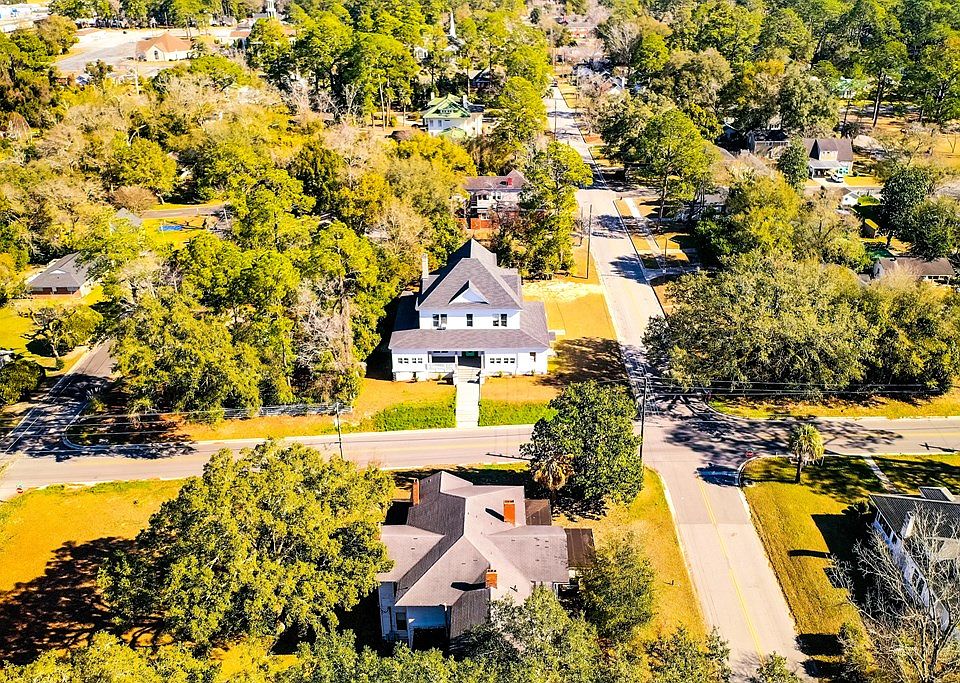 415 DEWEY ST Waycross GA Zillow