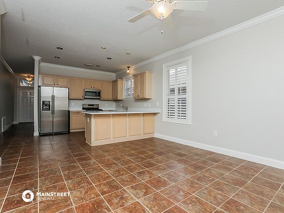 3rd image of 33422 Irongate Dr