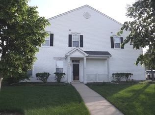 486 S Litchfield Dr, Round Lake, IL 60073