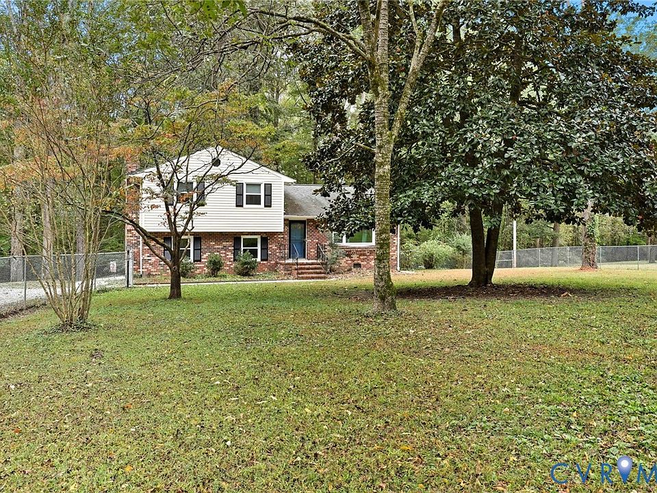 1st image of 13901 Teakwood Ct
