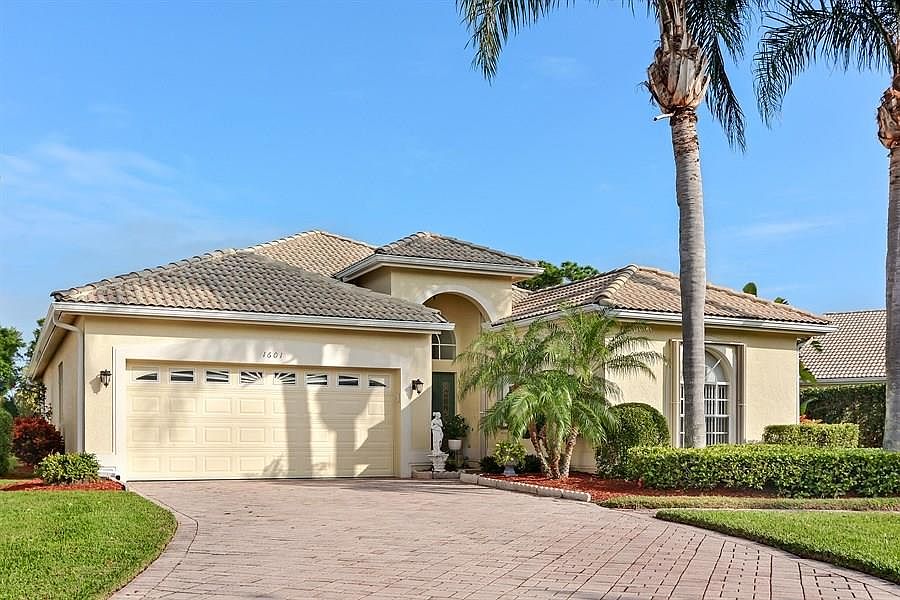 1st image of 1601 SE Ballantrae Blvd