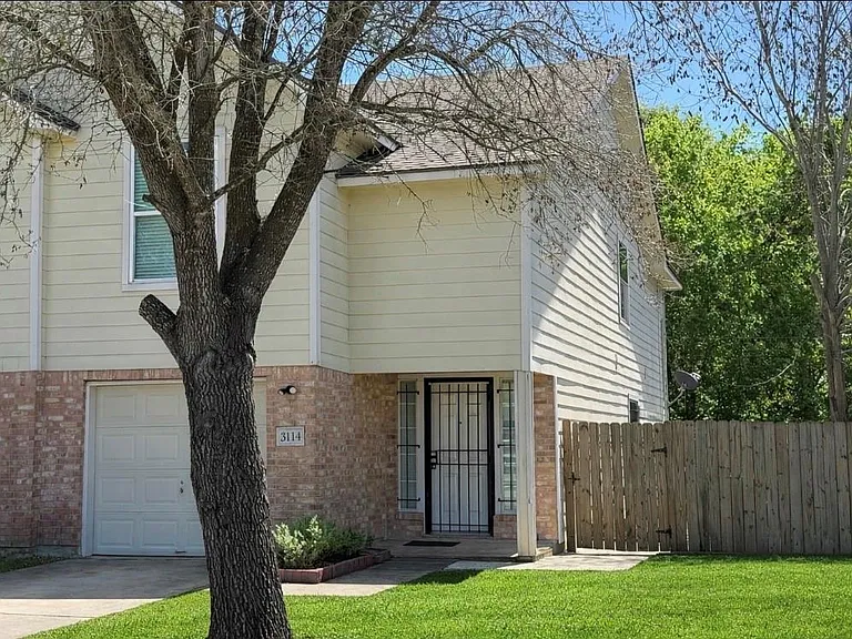 3114 Bolt St — Photo 6