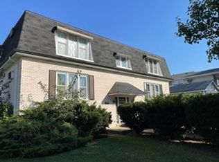 4509 Forest Ave APT 2N, Brookfield, IL 60513