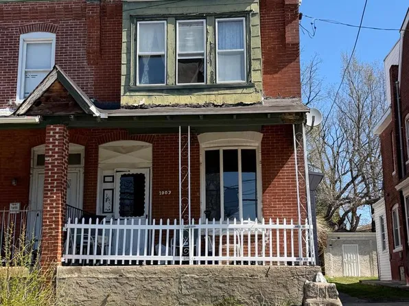 1007 Arrott St, Philadelphia, PA 19124