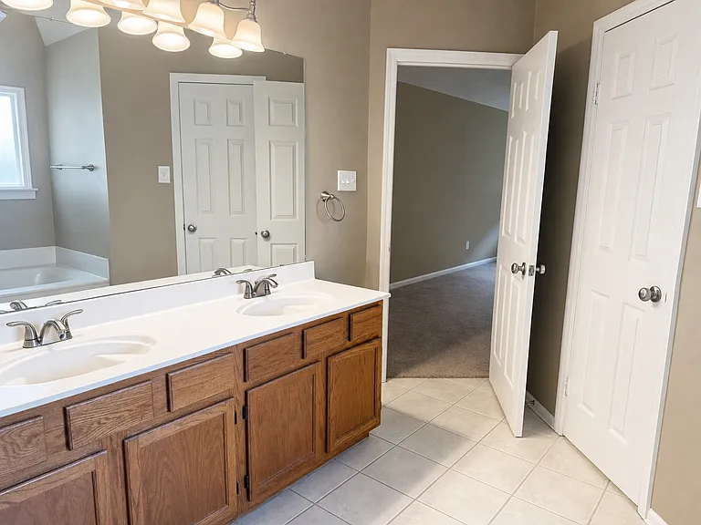 2600 Crepe Myrtle Dr — Photo 12