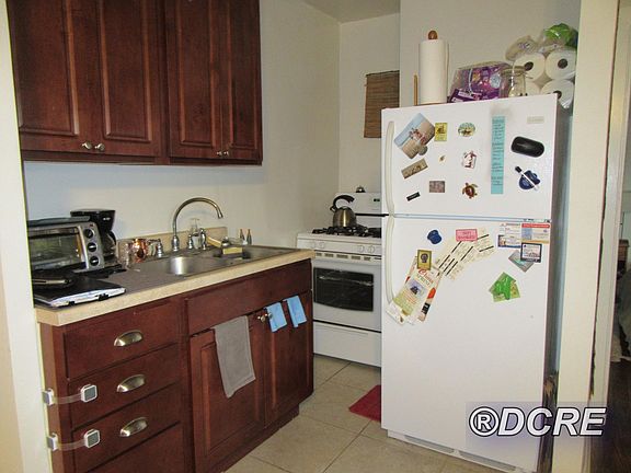 3rd image of 7010 N Ashland Blvd APT 102