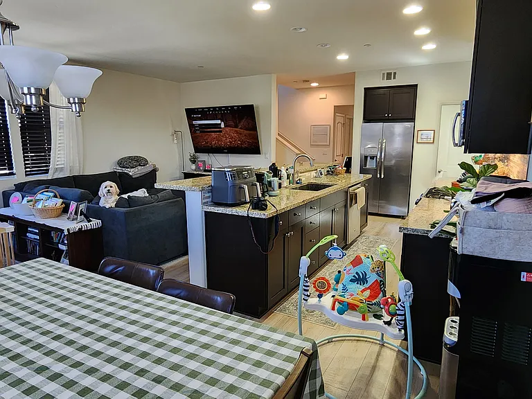 9565 Casa Bella Ct — Photo 48