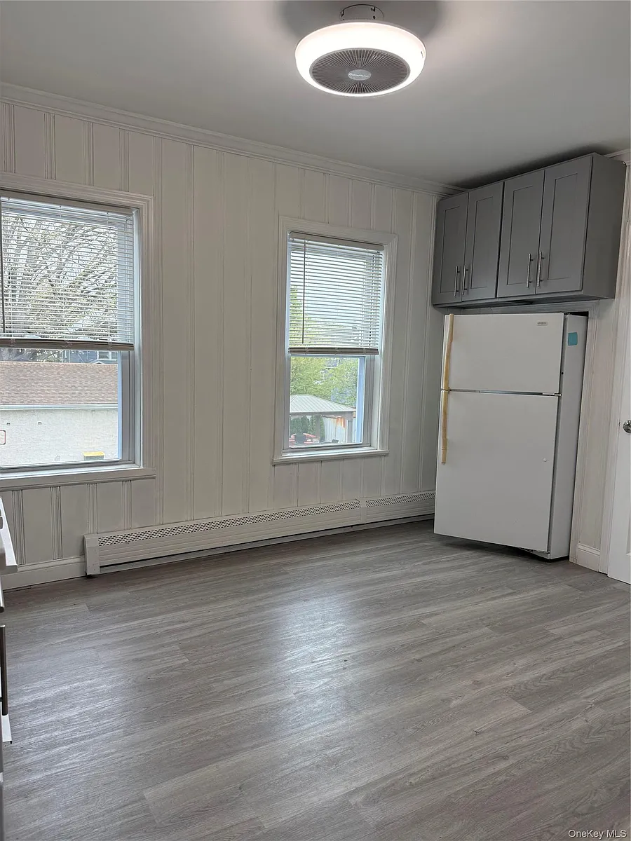 Building Photo - 318 Earle Ave #2