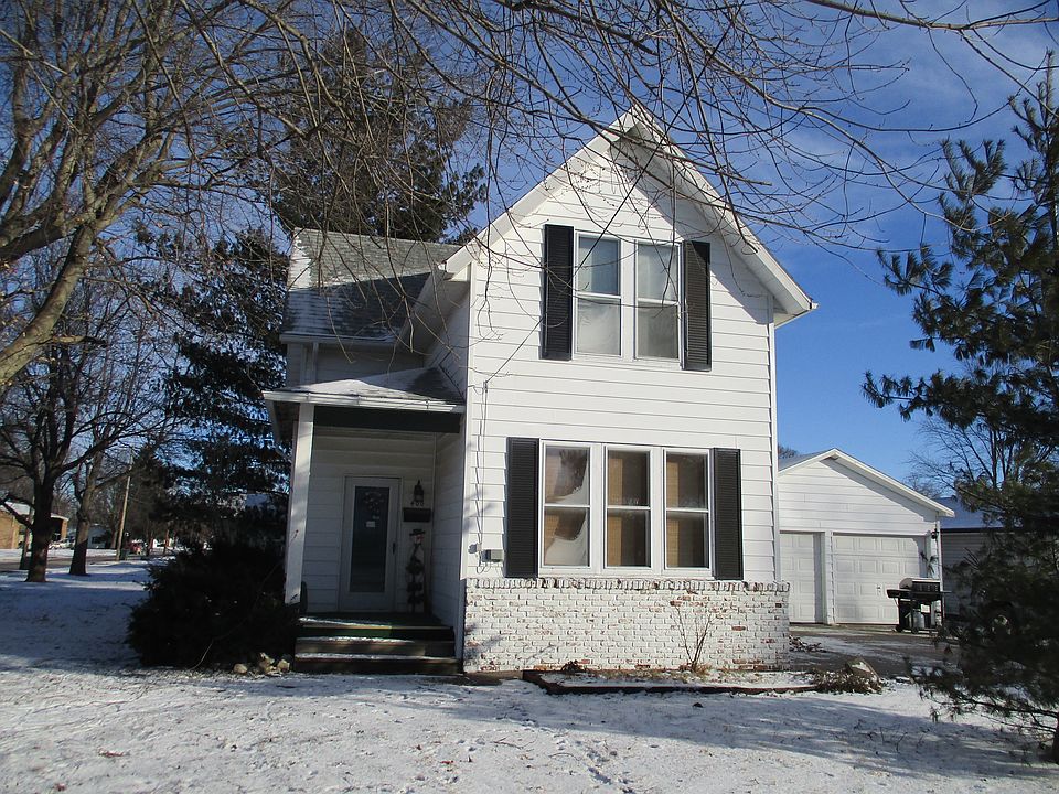 1st image of 400 E Newkirk St