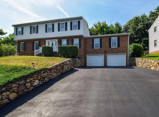 1658 Millbridge Rd, Salem, VA 24153