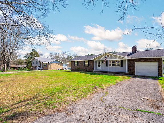 2nd image of 1011 Grand Center Rd