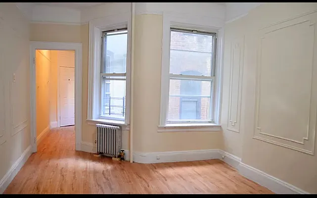 Rented by Fave Realty Inc | media 3