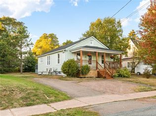 42 Squire St, Sackville, NB E4L4L1